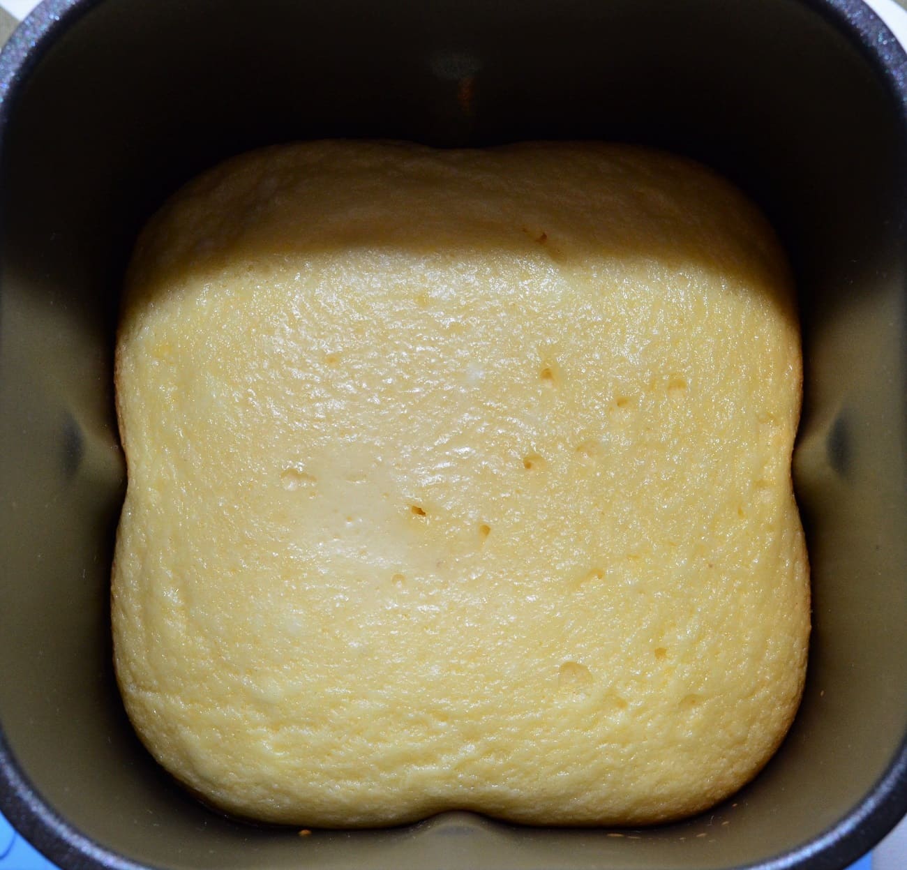 Режим тесто в хлебопечке. Тесто в хлебопечке упало. Лапша тесто в хлебопечке маленькой. Лучшее тесто для хлебопечки